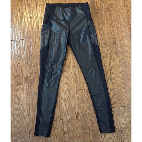 Athleta black gleam chaturanga faux leather front leggings xs - Picture 3 of 11